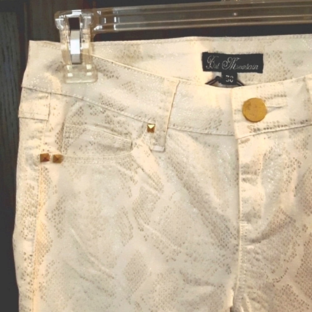 BEST MOUNTAIN snake skin jeans